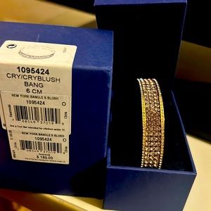 Swarovski. New York bangle.